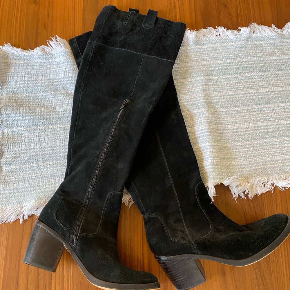 Seychelles suede knee high boots, size 8